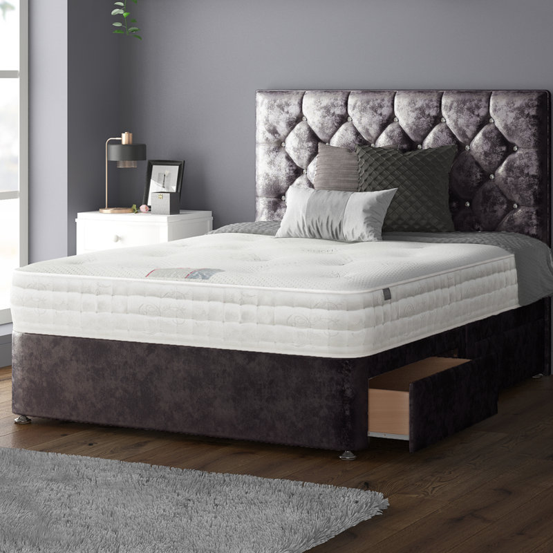 Farallones Upholstered Headboard, Double (4'6), Amethyst
