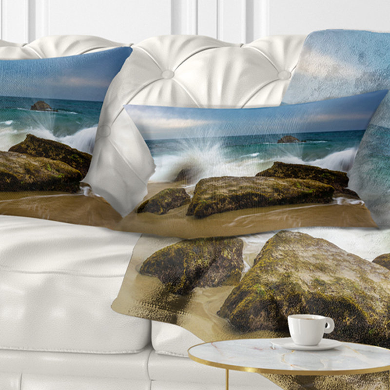 Coussin lombaire à vagues rocheuses à Woods Cove