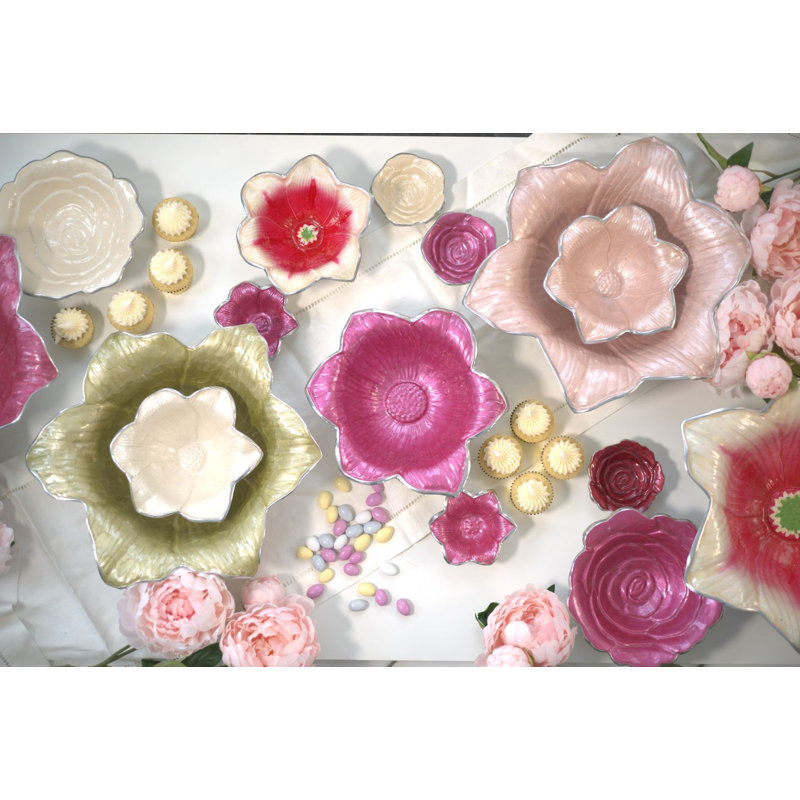 Lily Serving Bowl, Gold Snow
