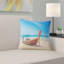 Coussin de mer tropical avec bateau-60572654