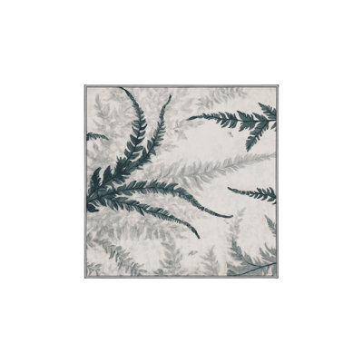 Tapis gris soyeux et moelleux