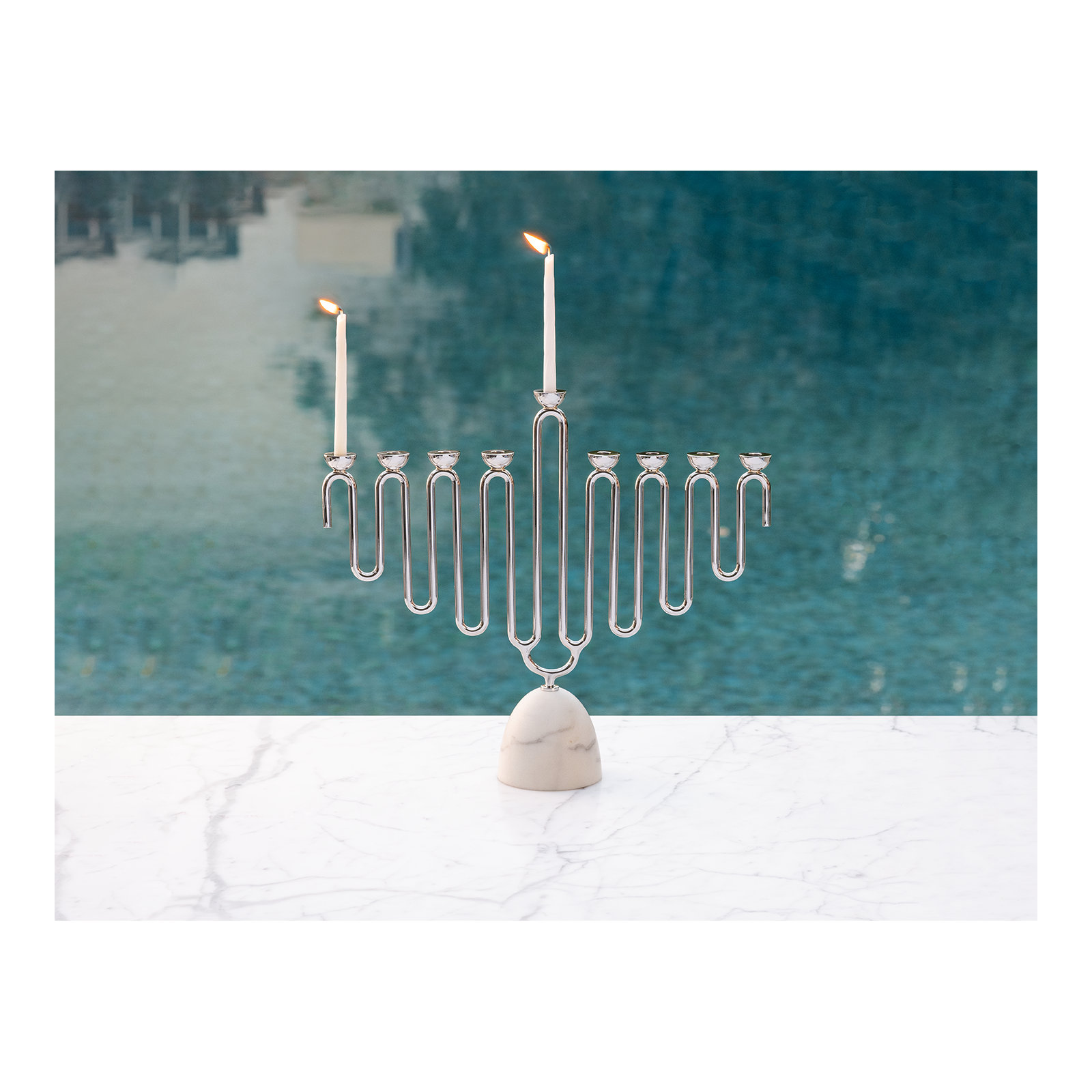 Coluna Menorah, Silver