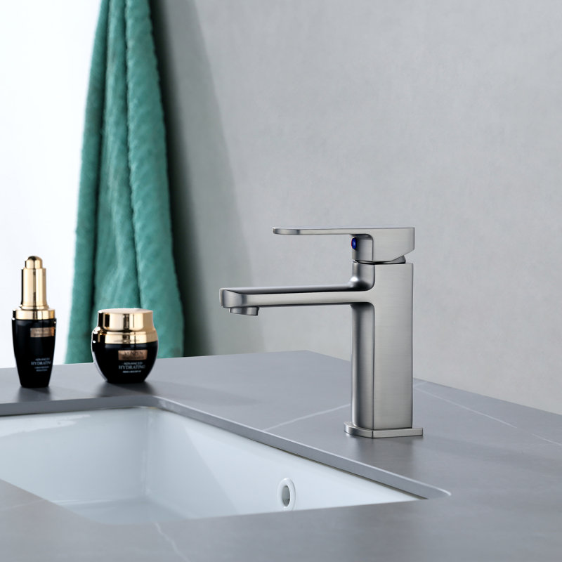Derengge Singel Hole Bathroom Sink Faucet, Black Stainless