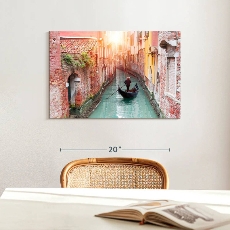 Nicci Venetian Gondola, 16" H x 24" W