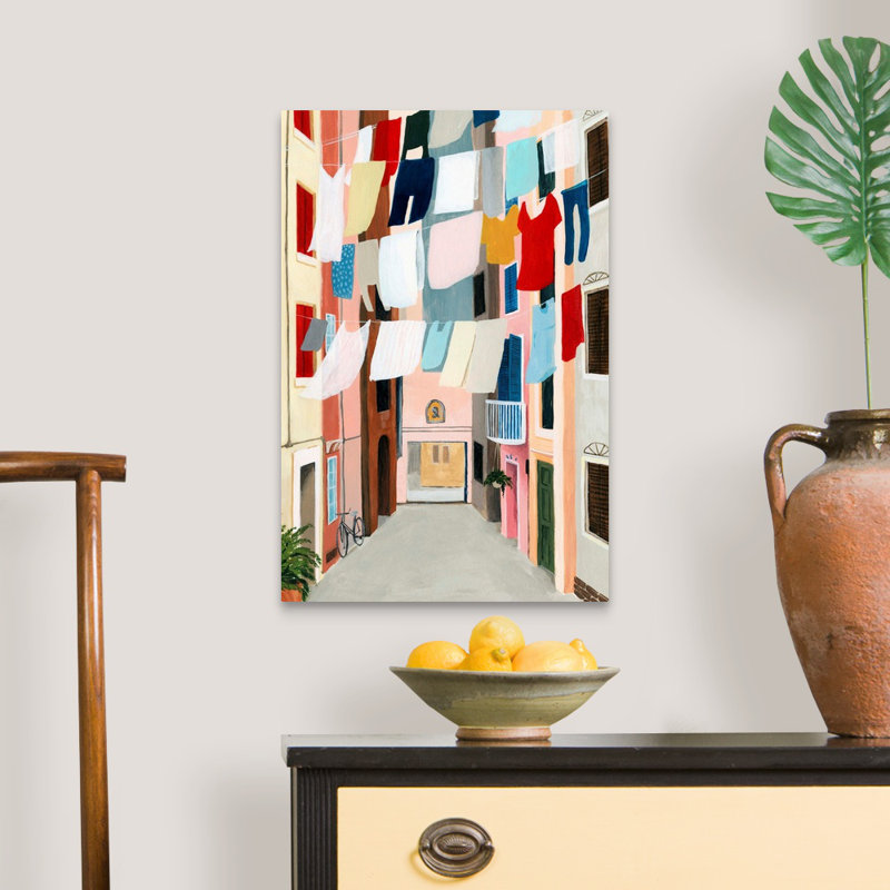 « Laundry Day II » par Grace Popp-impression sur toile, H 24 po x l 16 po x P 1,25 po, Toile tendue