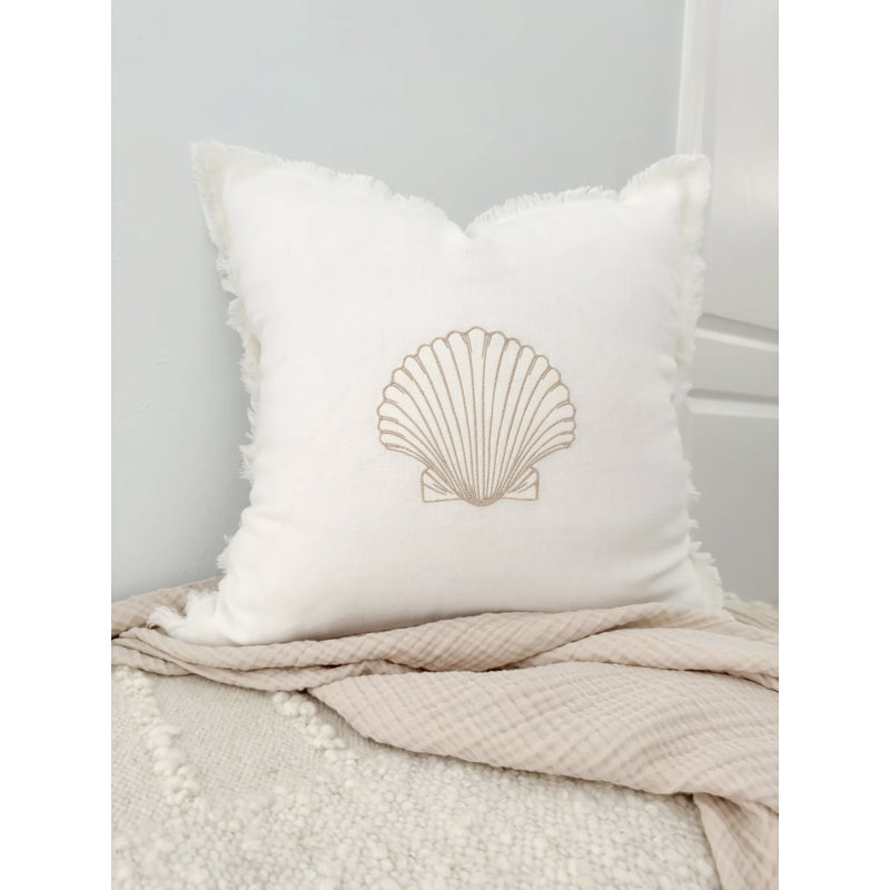 Oreiller à franges en lin brodé Seashell, Inférieur, Blanc