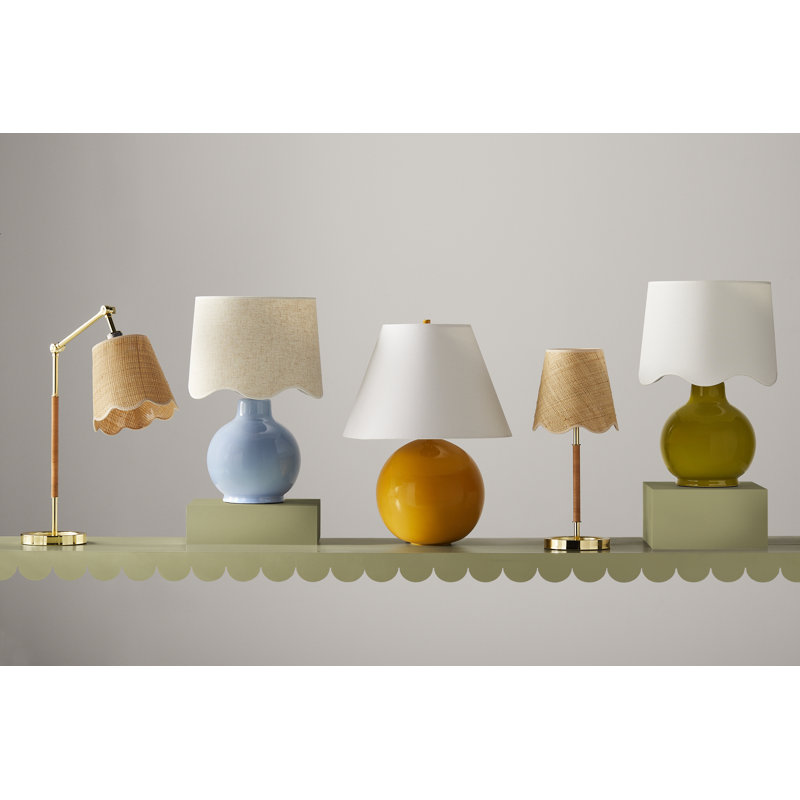 Hildegard Cintia Iron Table Lamp