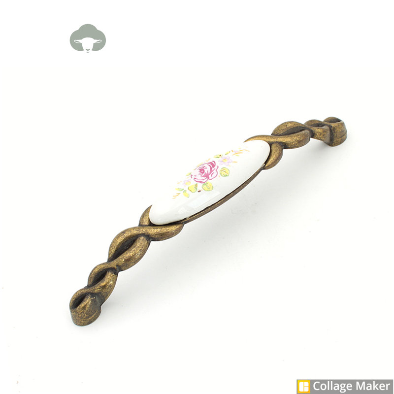 Rothwell Arch Handle