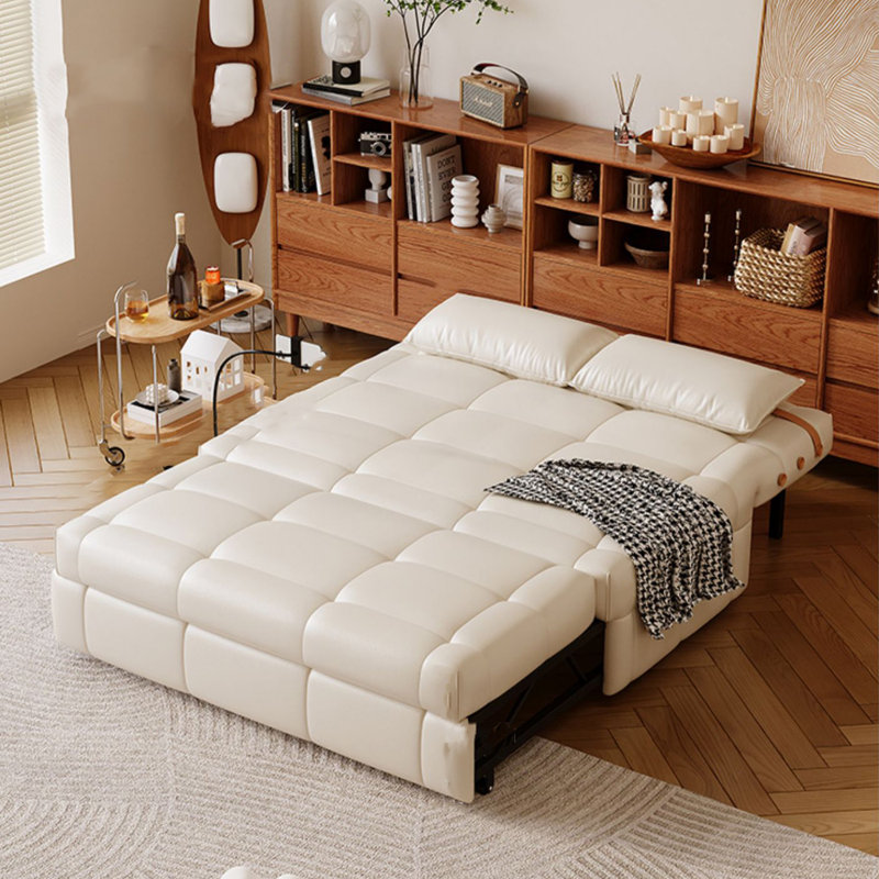 Canapé-lit blanc en cuir griffé avec coussins, H 37,4 po x l 62,2 po x P 33,46 po
