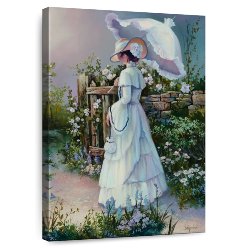 Leisha Lady Victoria, 48" H x 32" W