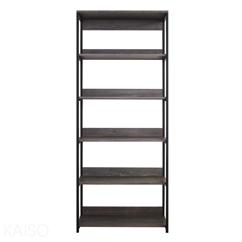 Walk-in en bois et métal avec cinq tablettes en gris rustique
