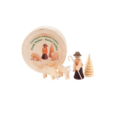 Home Imports Emporium Dregeno Figurine berger