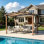 13 pi. L 8,5 pi. D Pergola en acier avec auvent