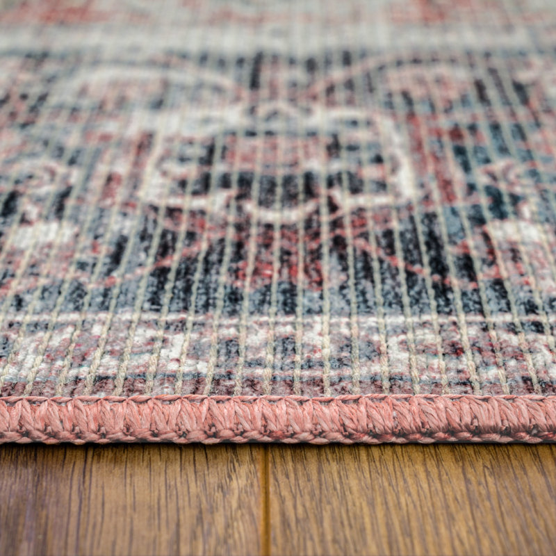 Solvejg Oriental Area Rug, Rectangle 140 x 200cm