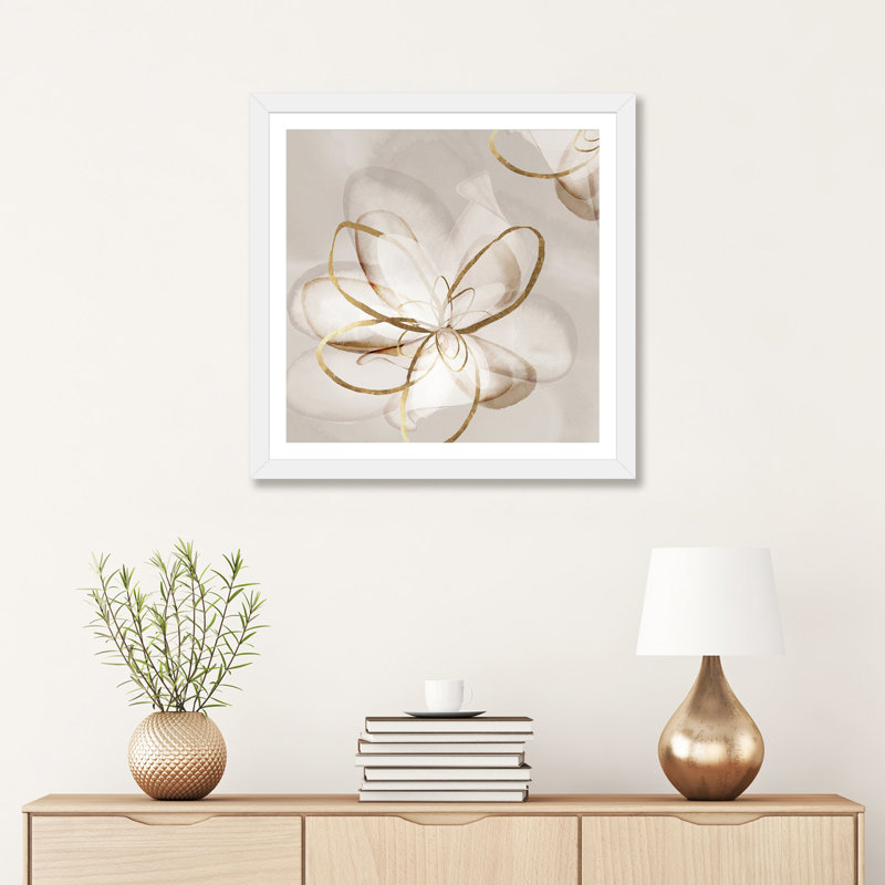 «Transparent Beauty II», reproduction, H 16 po x l 16 po, Papier dans un cadre photo, Blanc