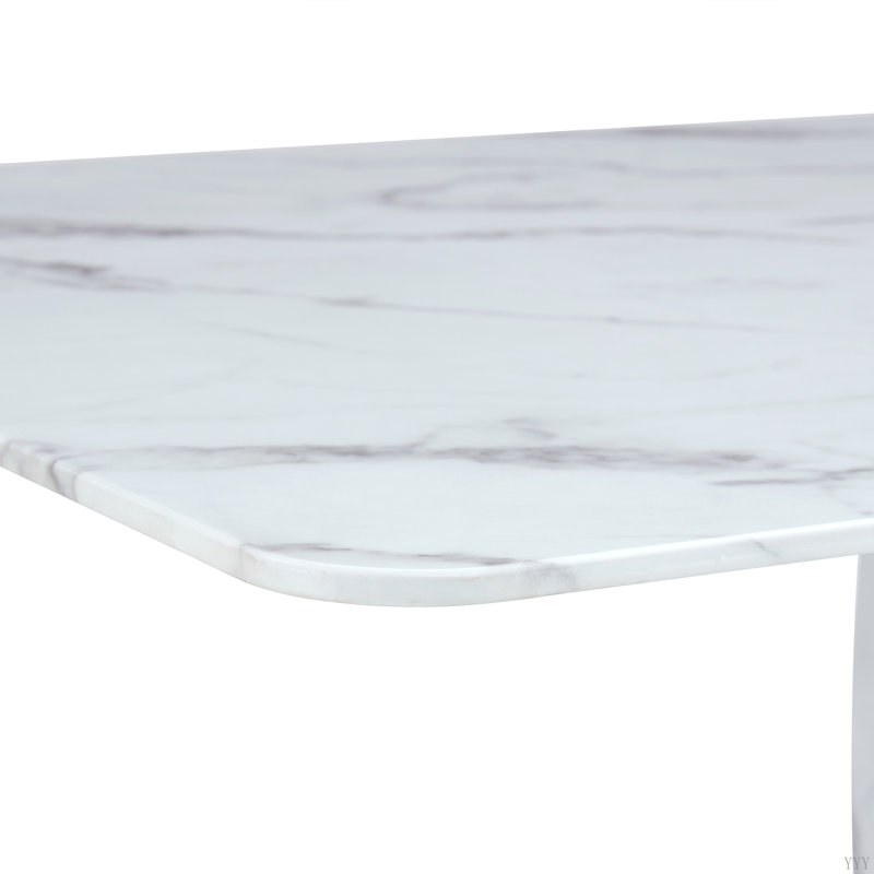 Ensemble de table et de chaises. Ensemble de salle à manger moderne en marbre simple - table de 71 po x 35,4 po avec chaises en polyuréthane avec un motif à rayures verticales sur le dossier. Plateau de table en verre trempé, motif marbré.