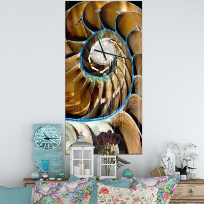 Grande horloge murale abstraite shell