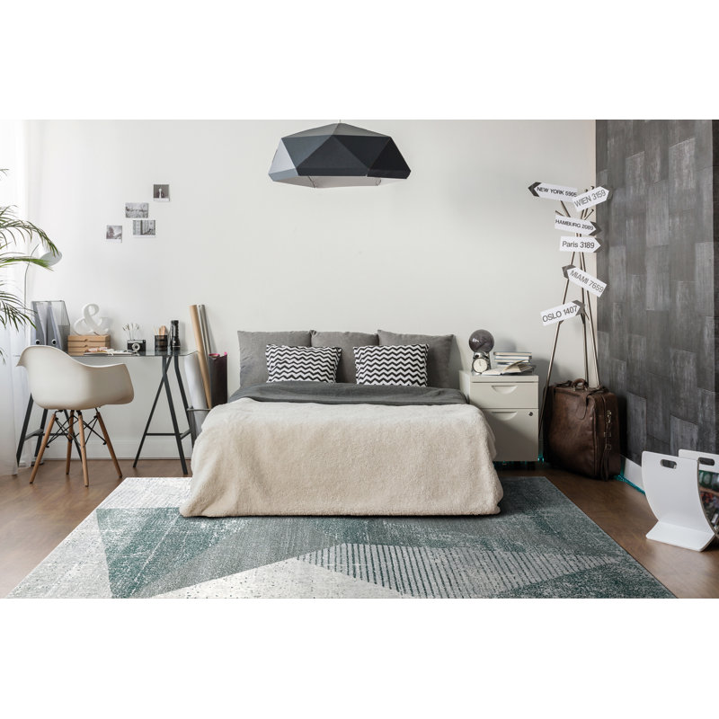 Sheryl Abstract Indoor Rug, Rectangle 6'7" x 9'6"