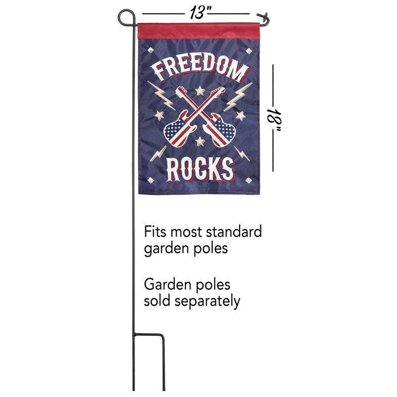 Drapeau de jardin en polyester 1 pi 6 x 1 pi Cleverly