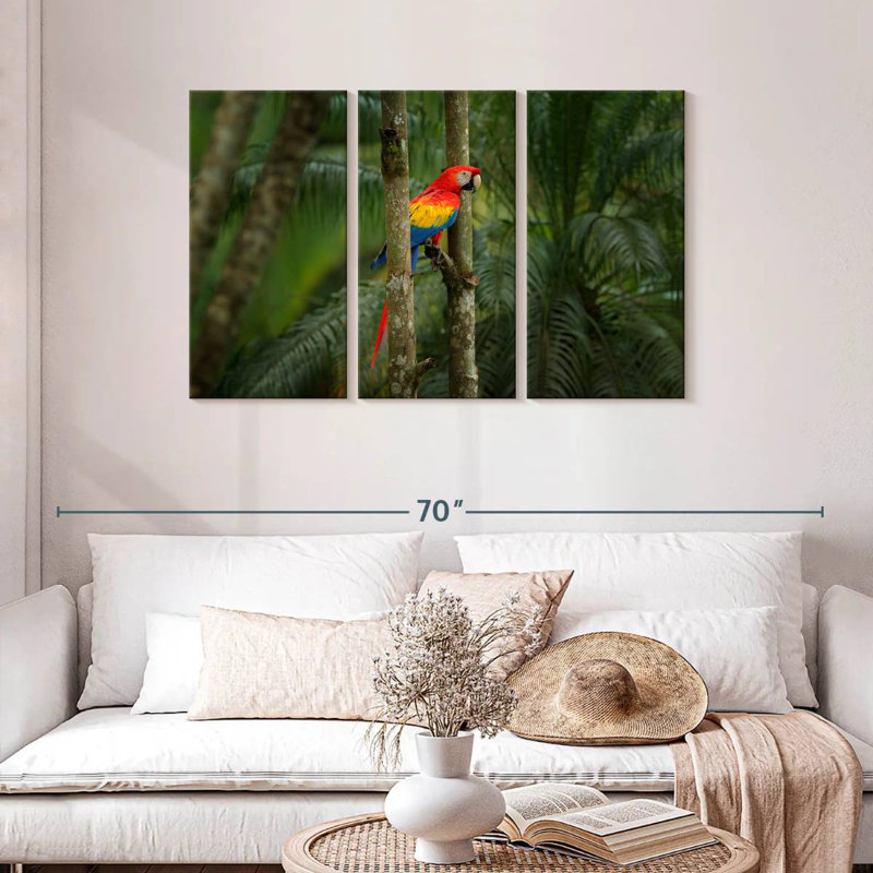 Brampt Wild Scarlet Macaw, 28" H x 45" W