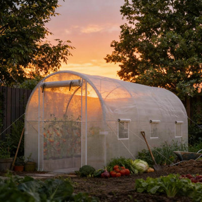 Serre de plain-pied, Serre Hoop House