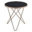 Table de bout, champagne et verre-690327310