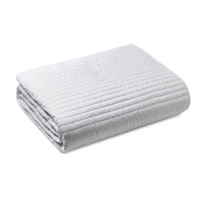 Quilted Lines 220x230cm Bedspread
