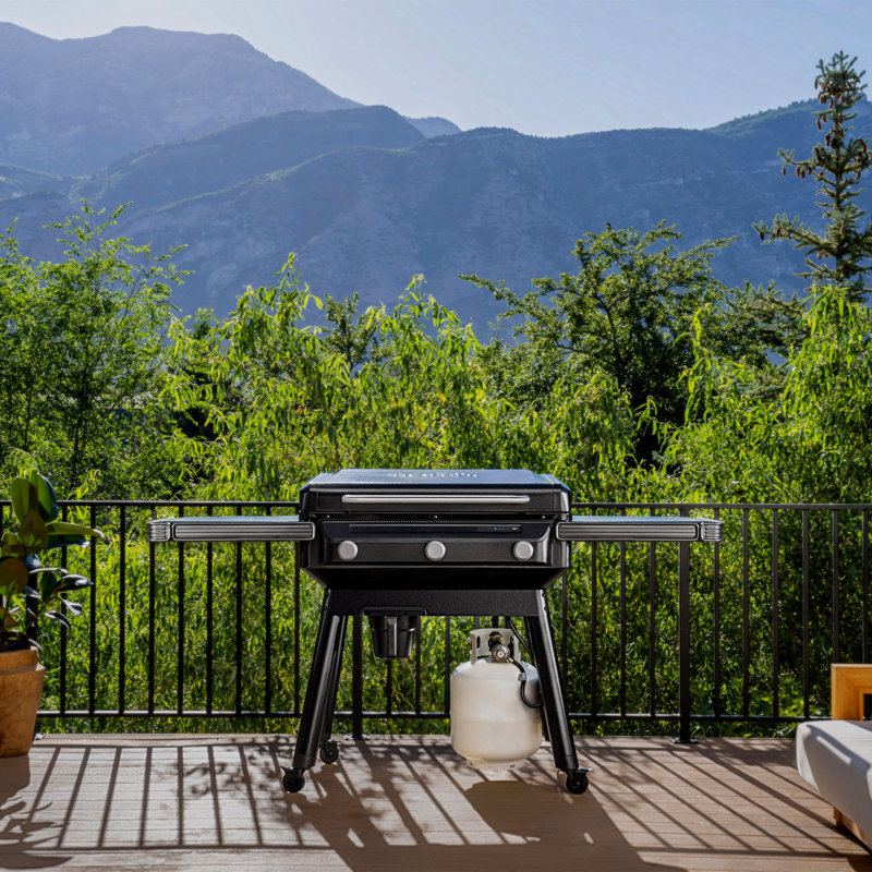 Traeger Flatrock 3 Zone Griddle