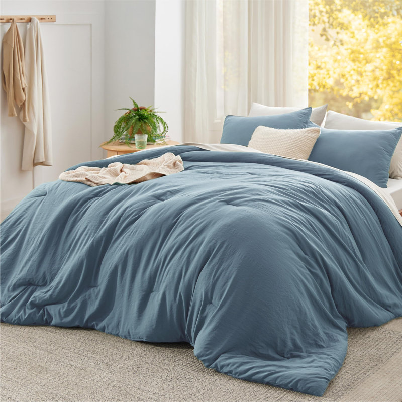 Bedsure Reversible Prewashed Comforter Set, Queen Comforter + 2 Standard Pillowcases, Mineral Blue/Sky