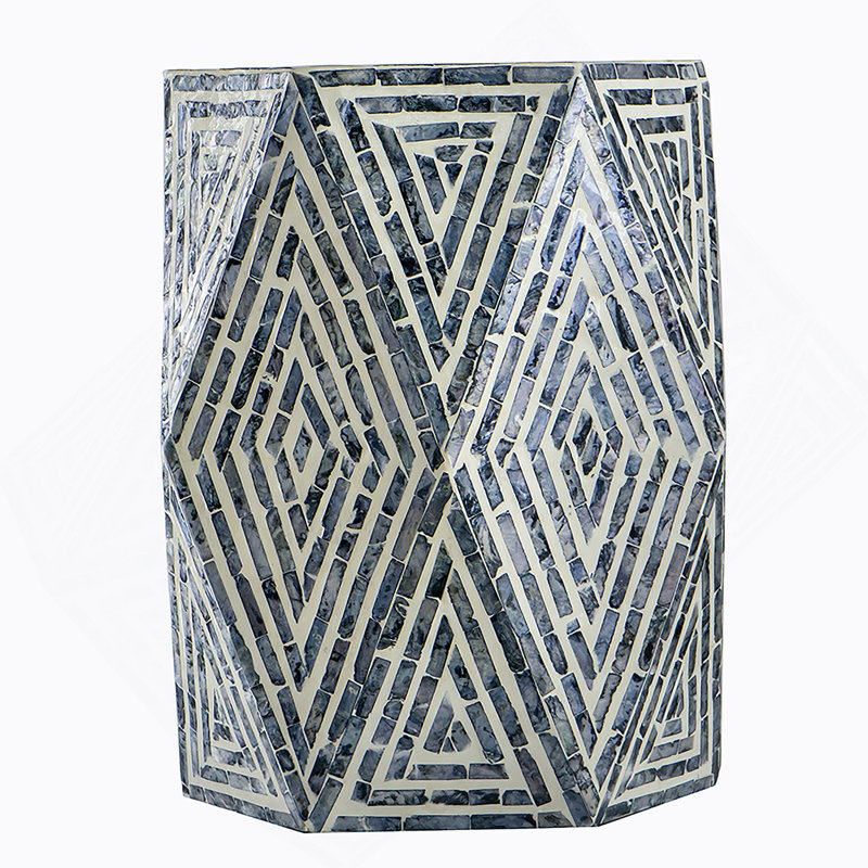 16 x 14 x 18 po, tabourets de jardin hexagonaux, table d'appoint unique Capiz, noir / blanc