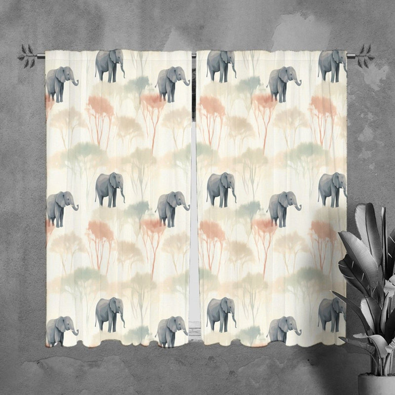 Rideaux éléphant avec rideaux roses, H 61 po x l 20 po