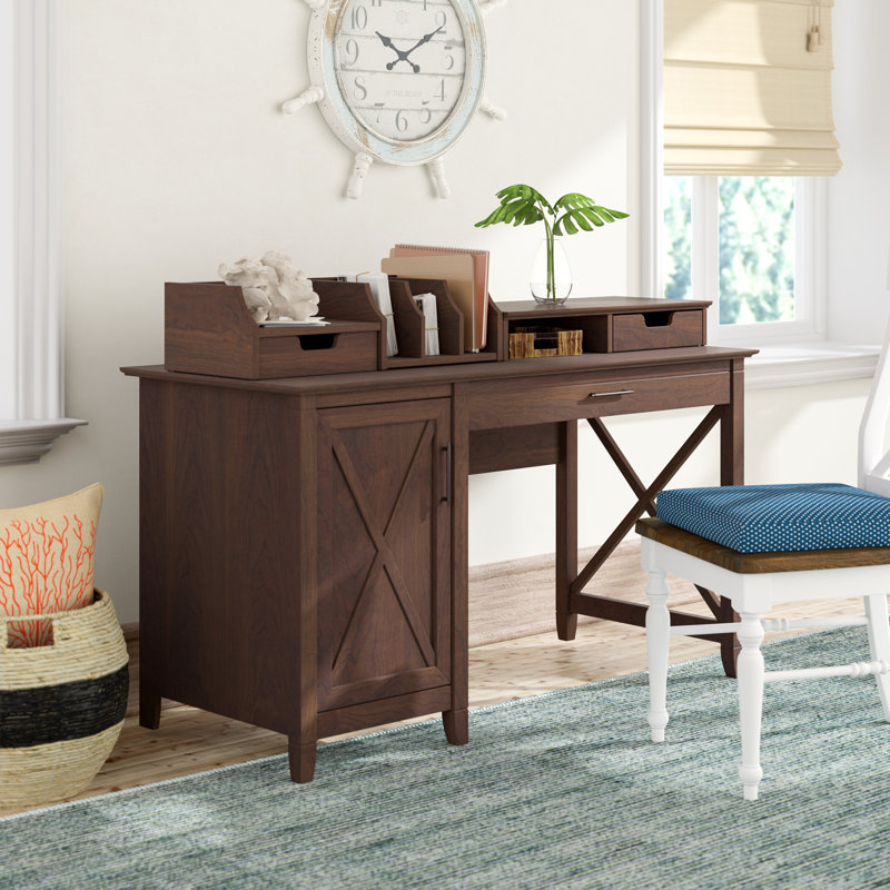 Bureau d'ordinateur Huckins, Cerise Bing