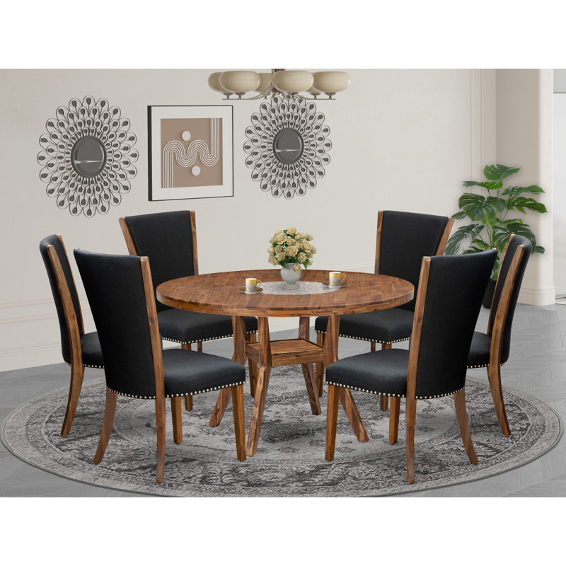 L'ensemble de salle à manger 7 pièces contient une table de cuisine ronde de 54 po avec piédestal et 6 chaises Parson en tissu noir, noyer antique
