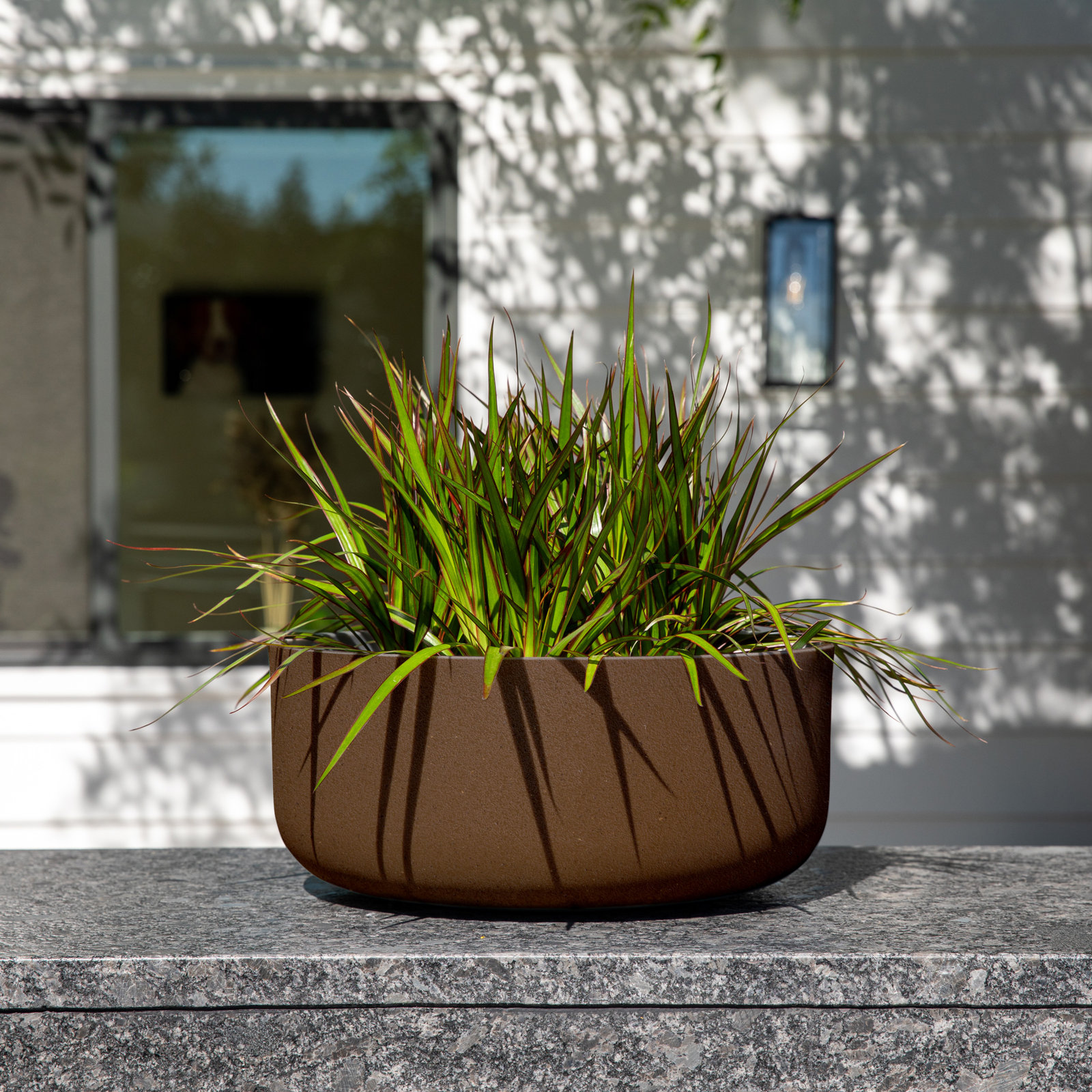 Mason Series Kona Bowl Planter, Espresso, 1