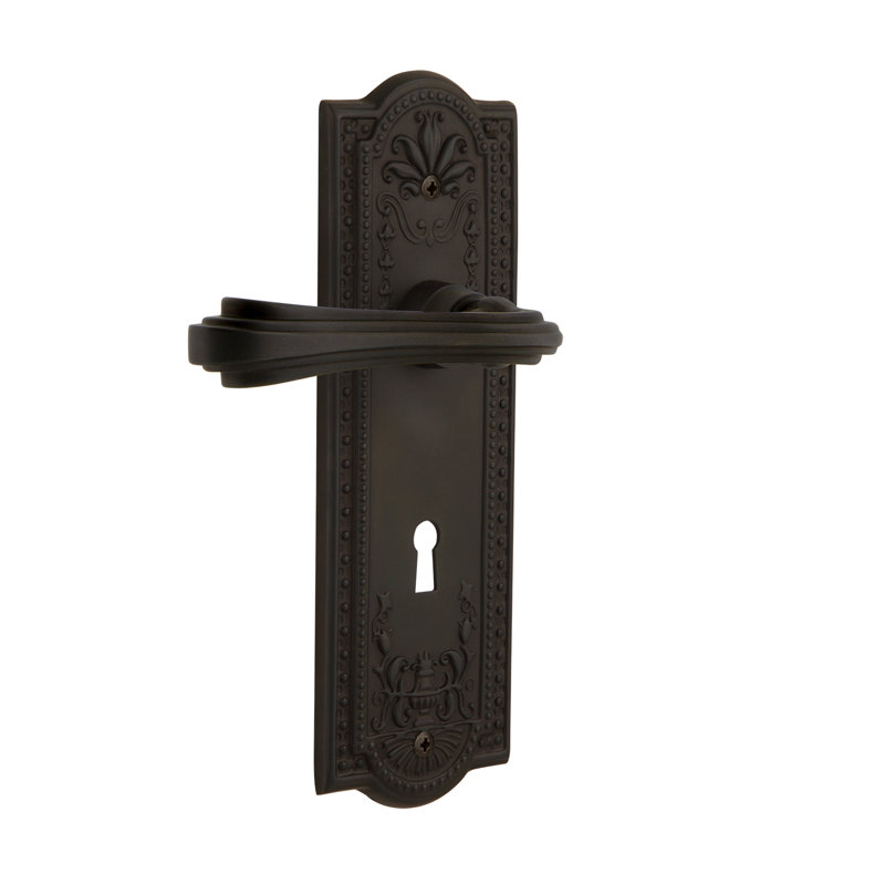 Assiette Meadows Passage (couloir et garde-robe) avec trou de serrure décoratif et levier fleur, 2-3/8 po