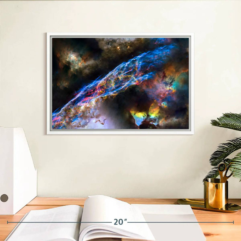 Nébuleuse du voile brillant, Cadre flottant blanc, 13 po x 9 po