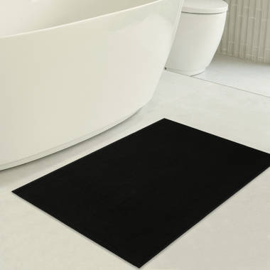 Gradient Cationic Chenille Water Absorbent Bath Rug Latitude Run Color: Black, Size: 16 W x 24 L