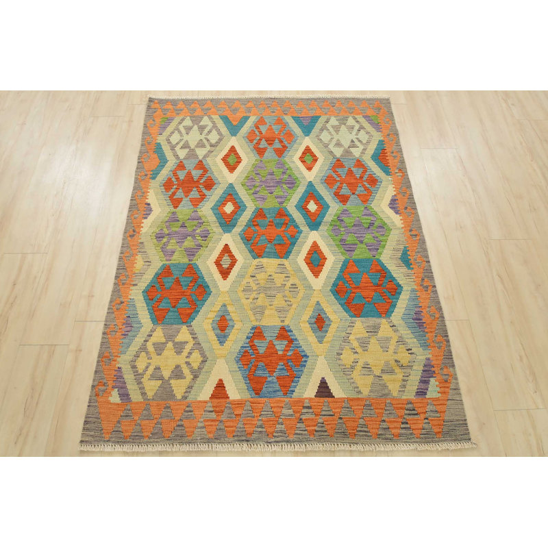 Tapis unique orange, gris et jaune de 4 pi 2 po x 5 pi 6 po