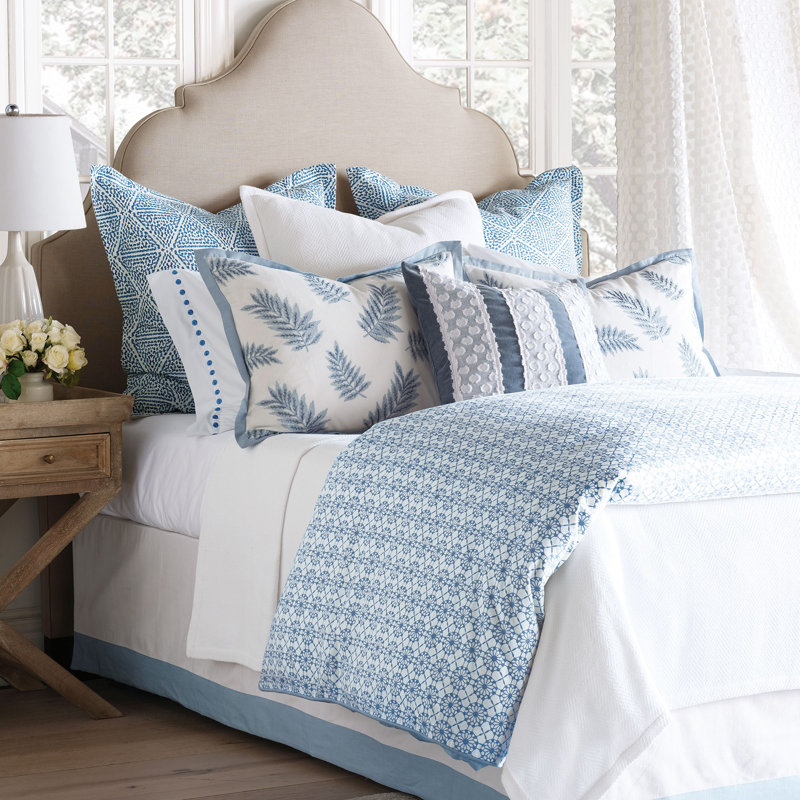Penelope Square Pillow Cover & Insert