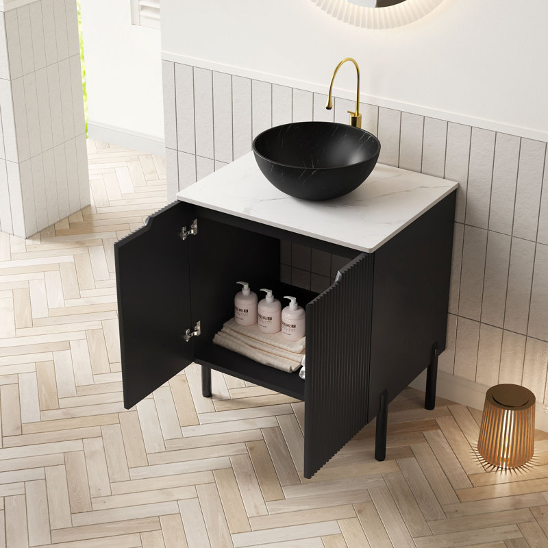 Meuble-lavabo de salle de bain 24 po avec lavabo, meuble-lavabo autoportant avec cuve en céramique à 2 portes avec motif en pierre et comptoir en pierre frittée blanc de Carrare, sans robinet