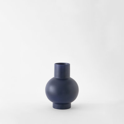 Strøm Vase by Nicholai Wiig-Hansen