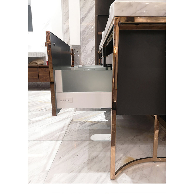 Meuble-lavabo mural simple l 47 po x P 20 po x H 28 po