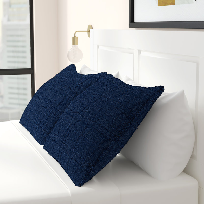 Taie décorative Monteith, Standard