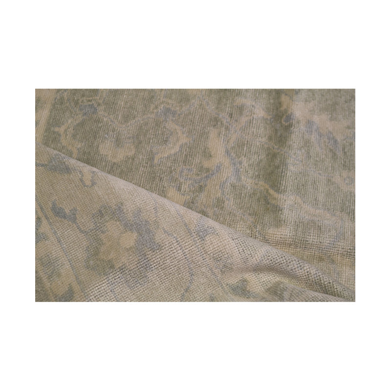Hand-Knotted High-Quality Green Area Rug
