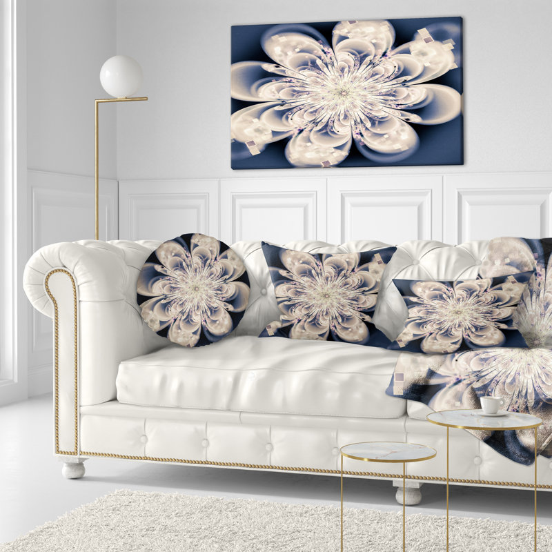 Coussin décoratif à motif floral blanc et fleur blanche