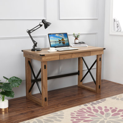 Desk by 17 Stories