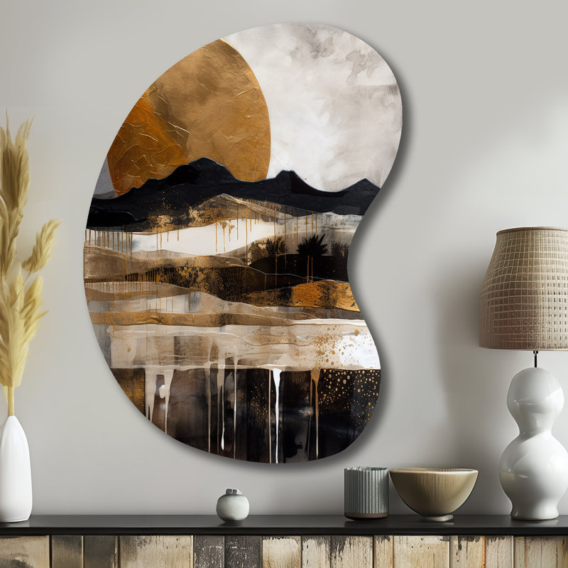 Décoration murale en métal «Exploration de la lune dorée IV» - Paysage moderne en forme de flèche, H 39 po x l 28 po