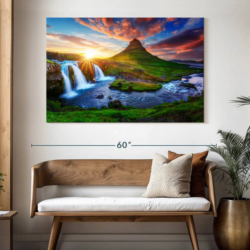 Paysage de cascade Kirkjufell, H 34 po x l 51 po