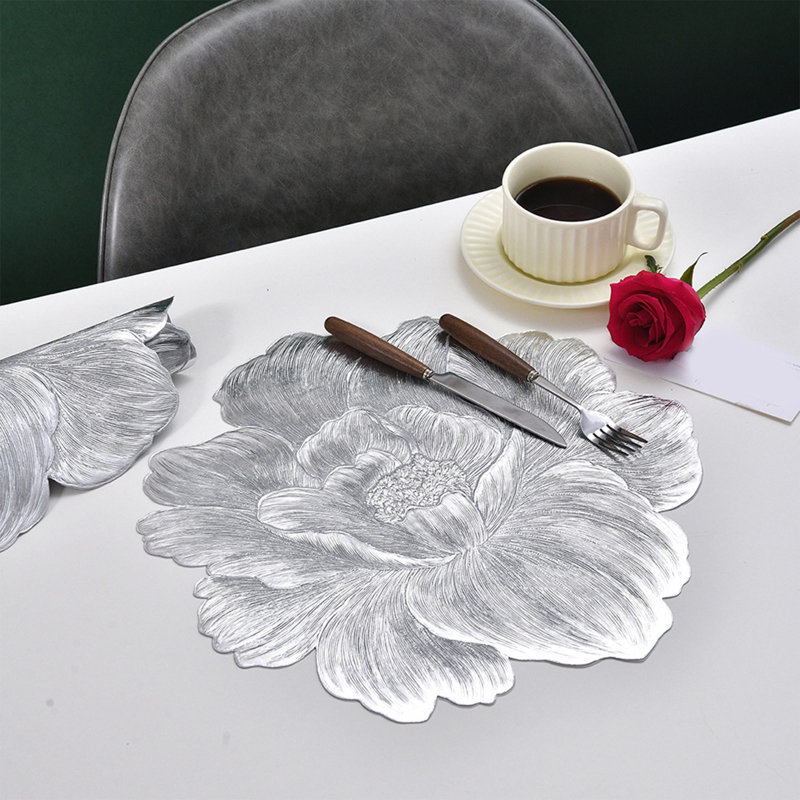  Faux fleurs artificielles en simili fleurs de soie Simulation de fleurs Tapis de table en PVC estampage Étanche antidérapant Isolation thermique Élégante décoration Protection Table de salle à manger Convient à la cuisine