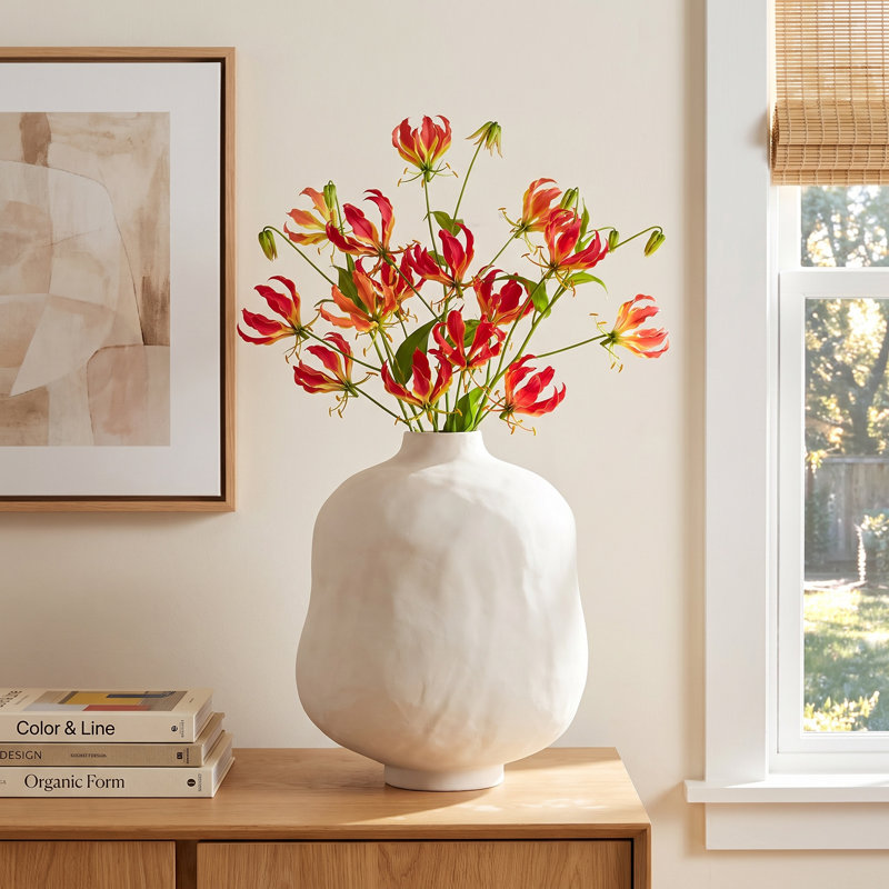 Henderson Mille Vase